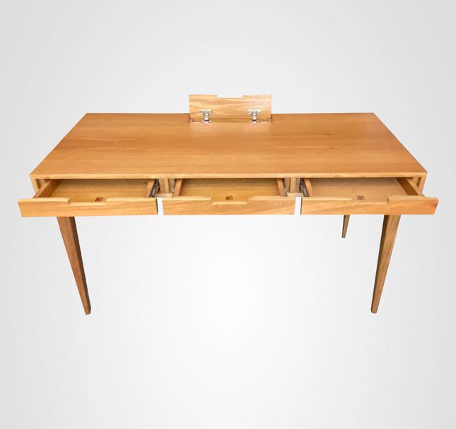 Escrivaninha 140 Taco Freijó Passa Fios