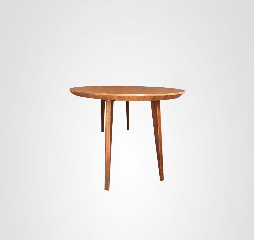 Mesa de Jantar 210 Oval Quilha Madeira